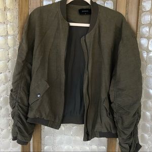 RUCHED LIGHT-WEIGHT JACKET🌲